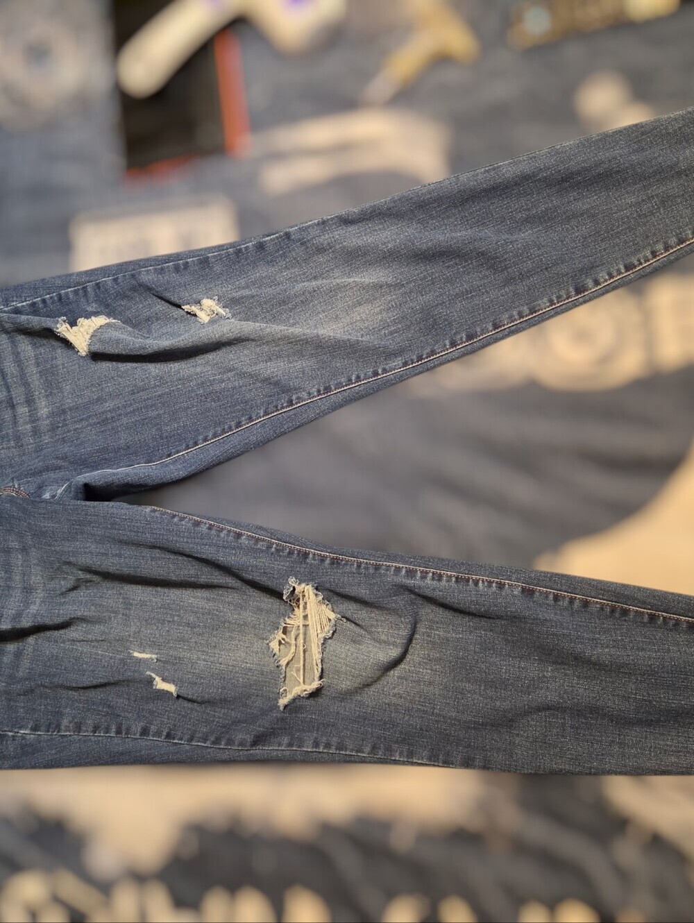 m jeans by maurices Distressed Mid-Rise Skinny Jeans Medium Wash XXL Long - Picture 2 of 6